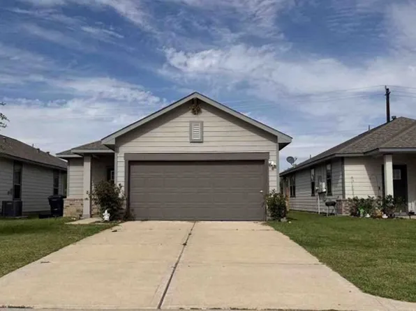 206 Tejas Village Pkwy, Beasley, TX 77417
