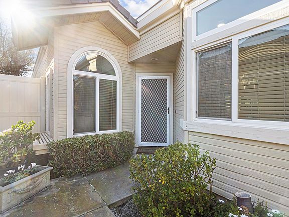 5th image of 1153 Copper Lantern Ct