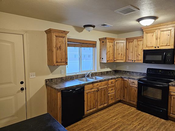 3rd image of 2501 S Eagle Dr #2501