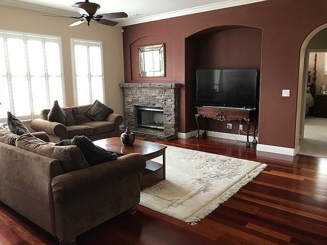 2nd image of 1200 Wildwing Ln