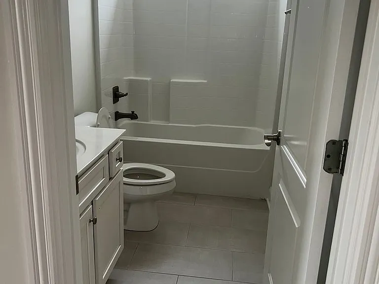 393A Brewer Dr — Photo 3