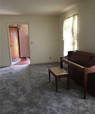 3rd image of 1140 Cranberry Dr