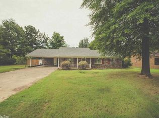 2111 Northshore Dr, Benton, AR 72015