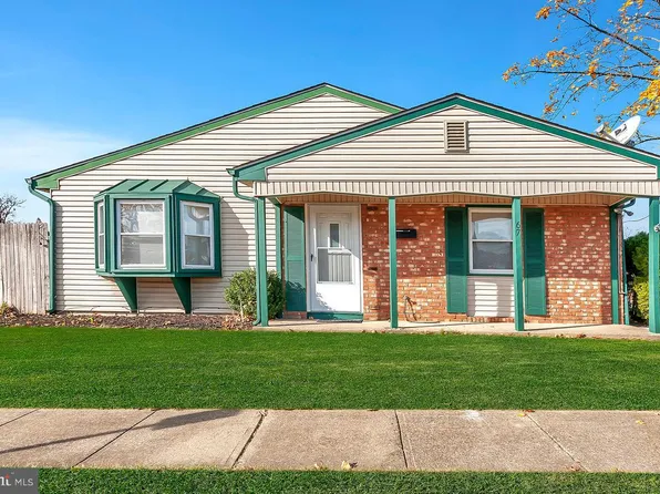 67 Fairmount Dr, Willingboro, NJ 08046