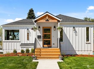 3823 41st Ave SW, Seattle, WA 98116