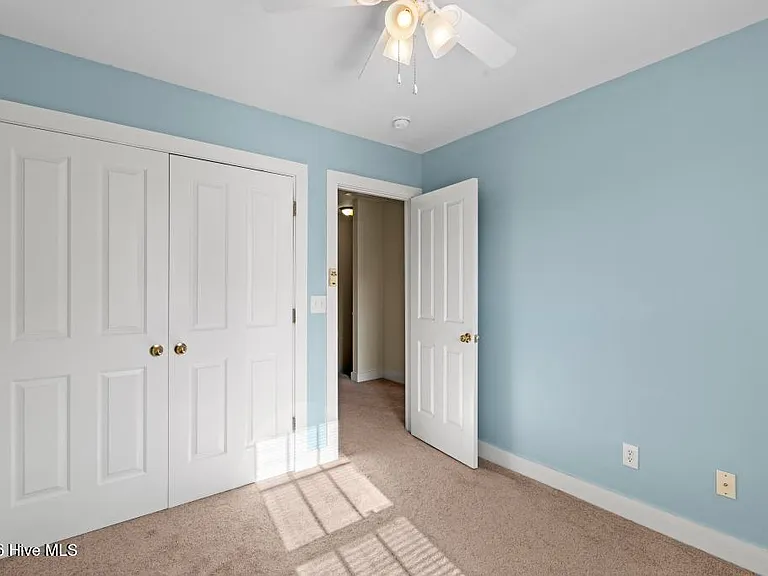 220 Twin Oaks Dr #A — Photo 15