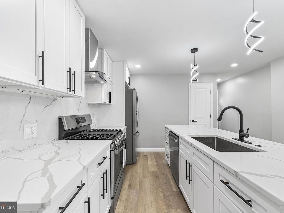 1st image of 4272 Torresdale Ave