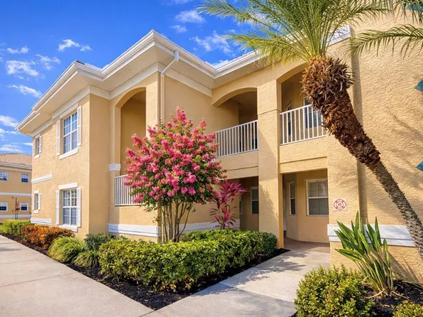 6318 Grand Oak Cir APT 201, Bradenton, FL 34203