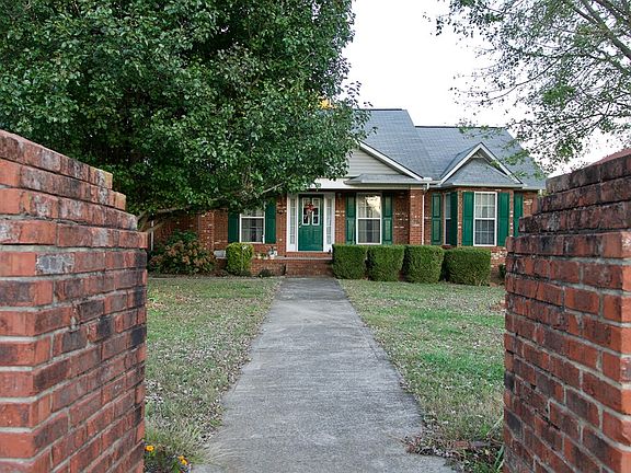 2nd image of 3339 N Hampton Dr
