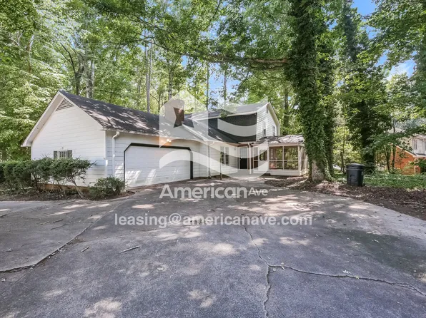 301 Holly Tree Ln, Simpsonville, SC 29681