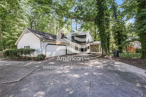 301 Holly Tree Ln Photo 1