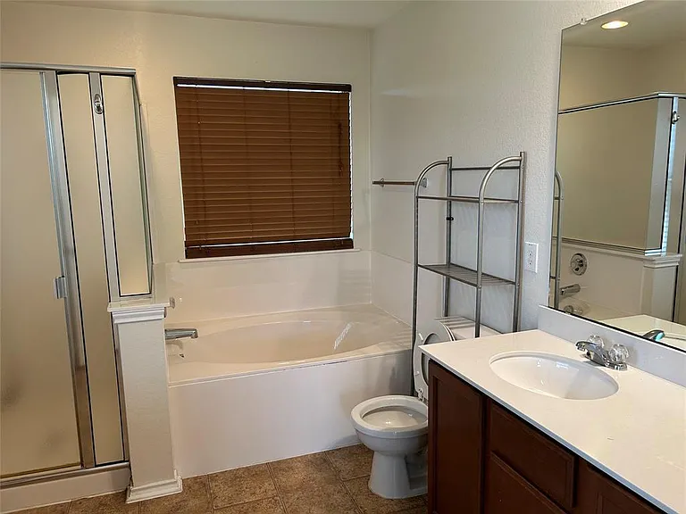 9001 Bird Brook Ln — Photo 26