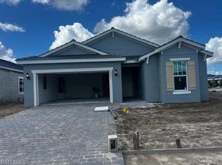 17371 Leaning Oak Trl, North Fort Myers, FL 33917