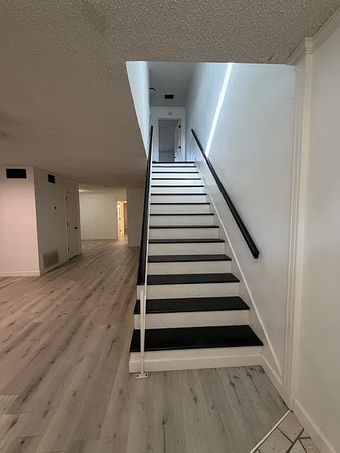 3 bed, 1935 sqft, $1,600 — Photo 4