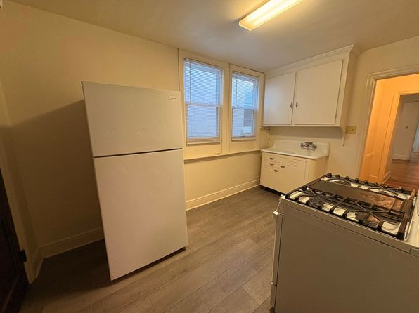 115 S Duke St APT 2