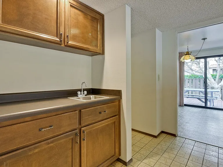 8224 Claret Ct — Photo 12