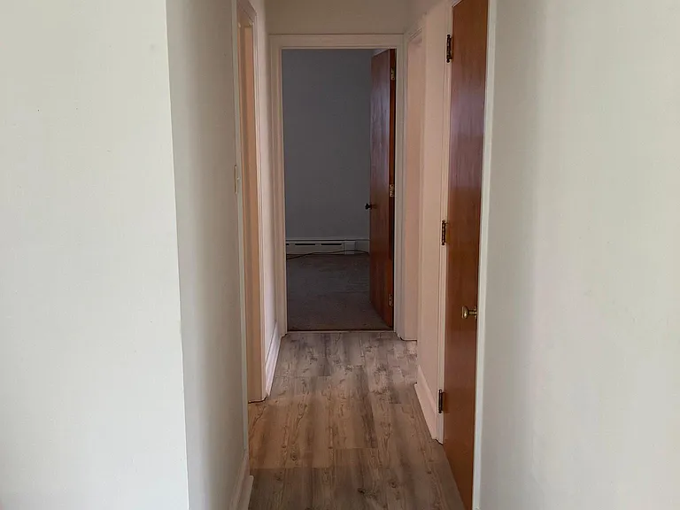 560 Seip Ave — Photo 10