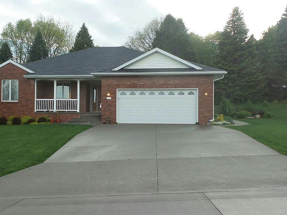 1st image of 2209 Woodfield Dr