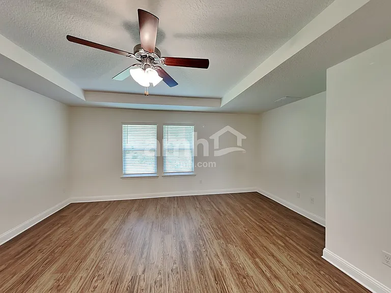 3136 Creek Village Lane Grn — Photo 10