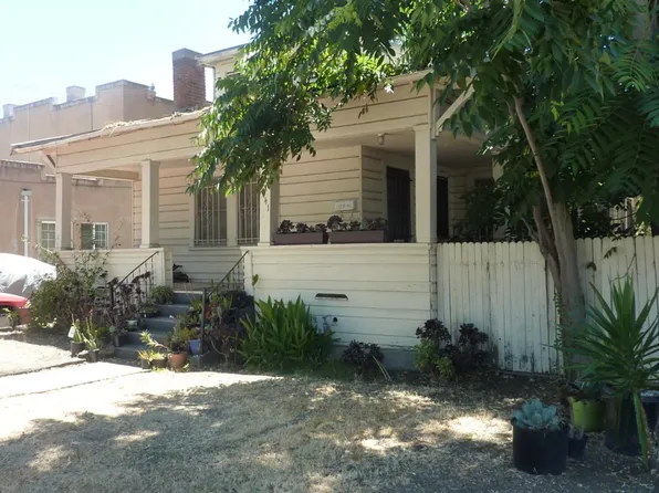 1941 N El Dorado St, Stockton, CA 95204