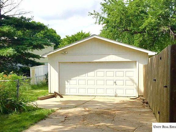 5th image of 7523 Terry Dr