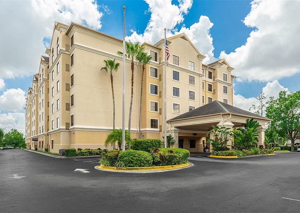 1st image of 7601 CANADA AVENUE #208