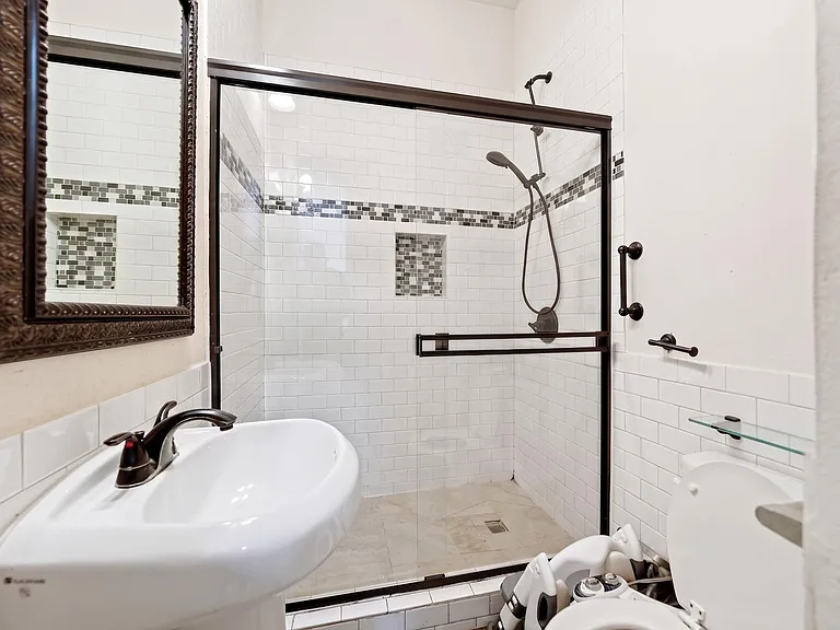 10323 Wedmore Dr — Photo 9