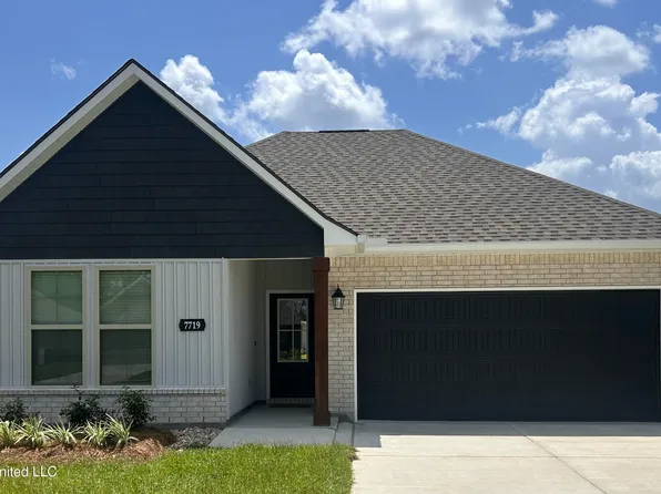 7719 Claymont Cir, Ocean Springs, MS 39564