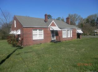 555 W Sugar Creek Rd, Charlotte, NC 28213