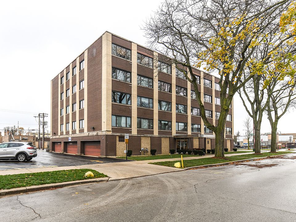 1st image of 5915 W Gunnison St APT 4G