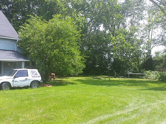 3rd image of 941 Seneca St