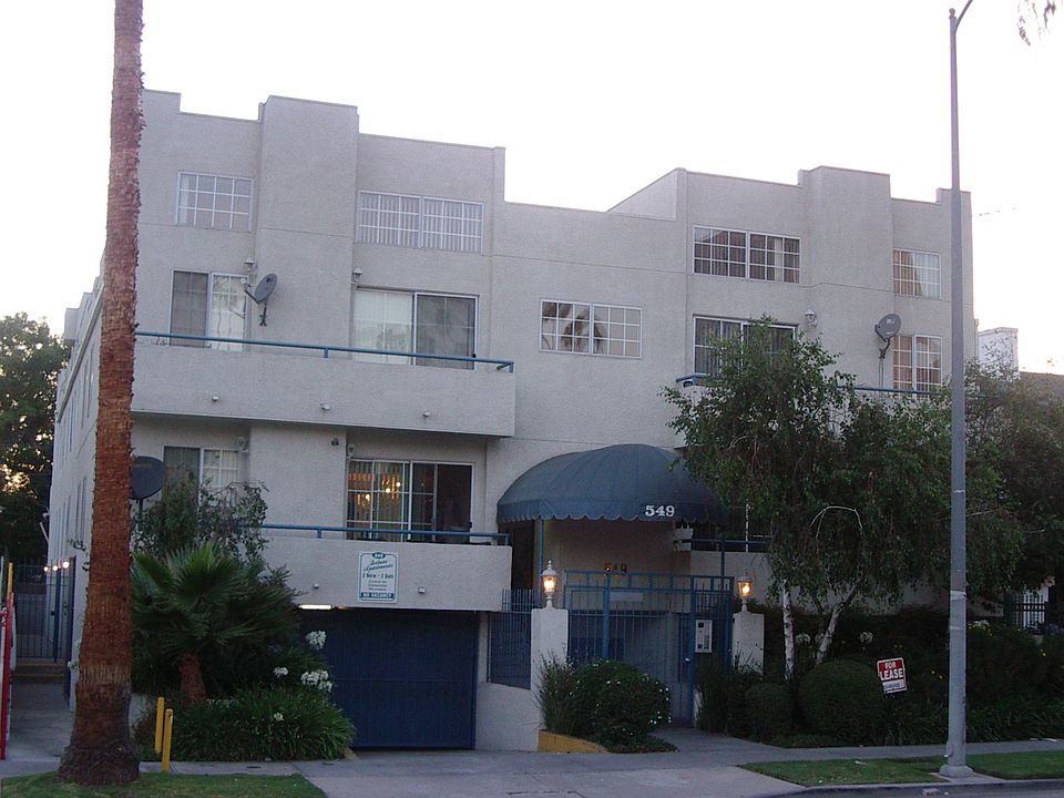 1st image of 549 S Wilton Pl APT 204