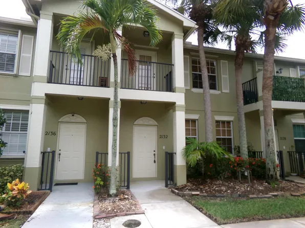 2132 SE Eatonville Dr, Port Saint Lucie, FL 34952