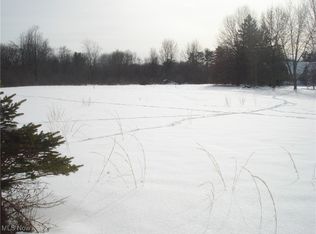 Bell St, Chagrin Falls, OH 44022