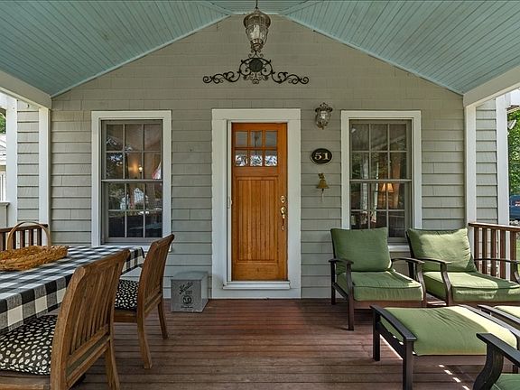 4th image of 51 Edgar Rd