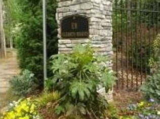 1004 Brighton Pt, Atlanta, GA 30328