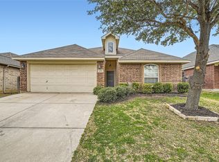 12140 Bellegrove Rd, Burleson, TX 76028