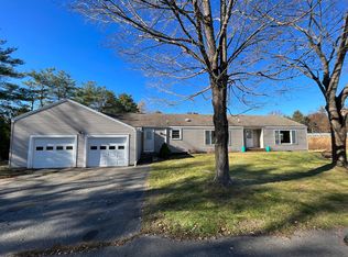 2 Legion Rd, Falmouth, ME 04105