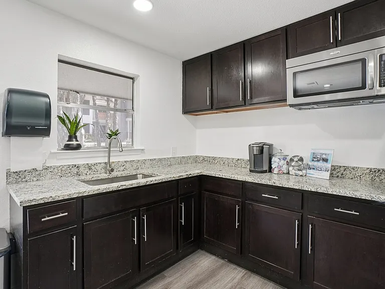 Don't Miss Out Biltmore Homes Leasing Fast — Photo 125