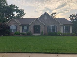 1805 Majestic Oaks Dr, Wentzville, MO 63385