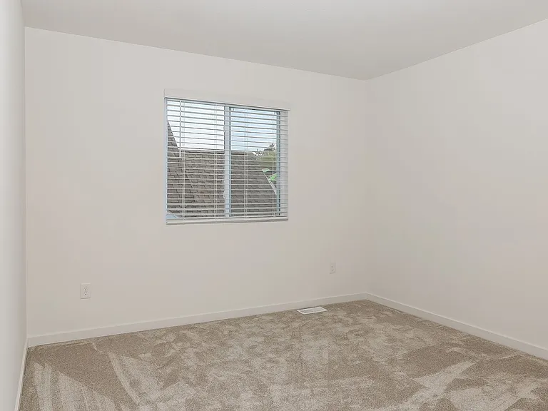 366 N Sherman St — Photo 11