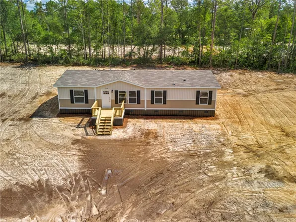 7374 Blue Lake Cir, Blackshear, GA 31516