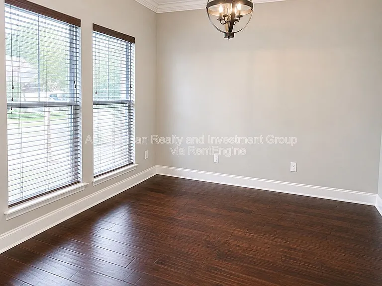 598 Emerald Ln — Photo 22