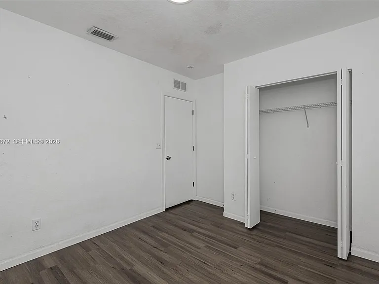 2123 SW 87th Ter — Photo 20