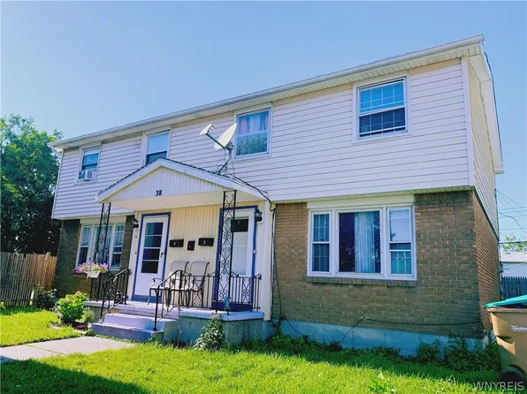 38 Viola Dr, Cheektowaga, NY 14227