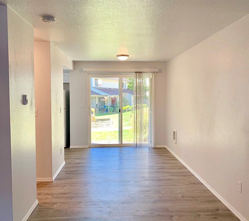 Robinswood Apartments Kingston, WA Zillow