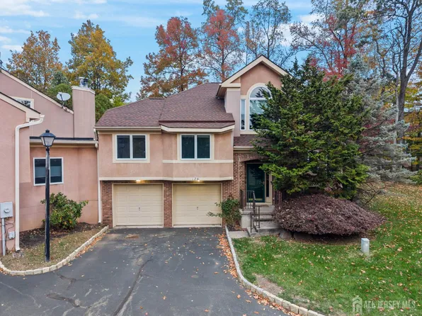 124 Kingsland Cir, Monmouth Junction, NJ 08852