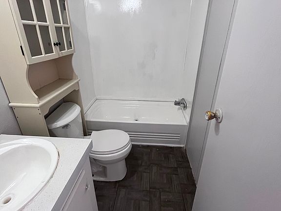 2nd image of 7100 Airline Rd #621