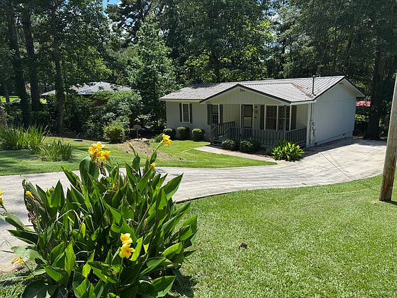 2nd image of 69 E Eli Dr