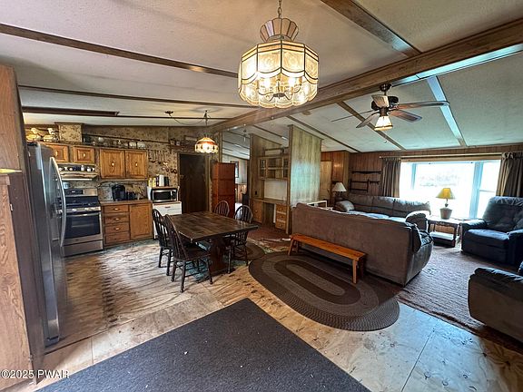 2nd image of 2195 Creamton Dr